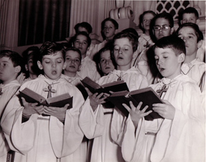 En 1953 et pour les 23 années suivantes, Georges Marchand prend la direction de la chorale