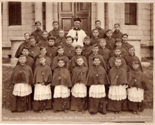 En 1919, la direction de la chorale est confiée à l'abbé Joseph de Smet